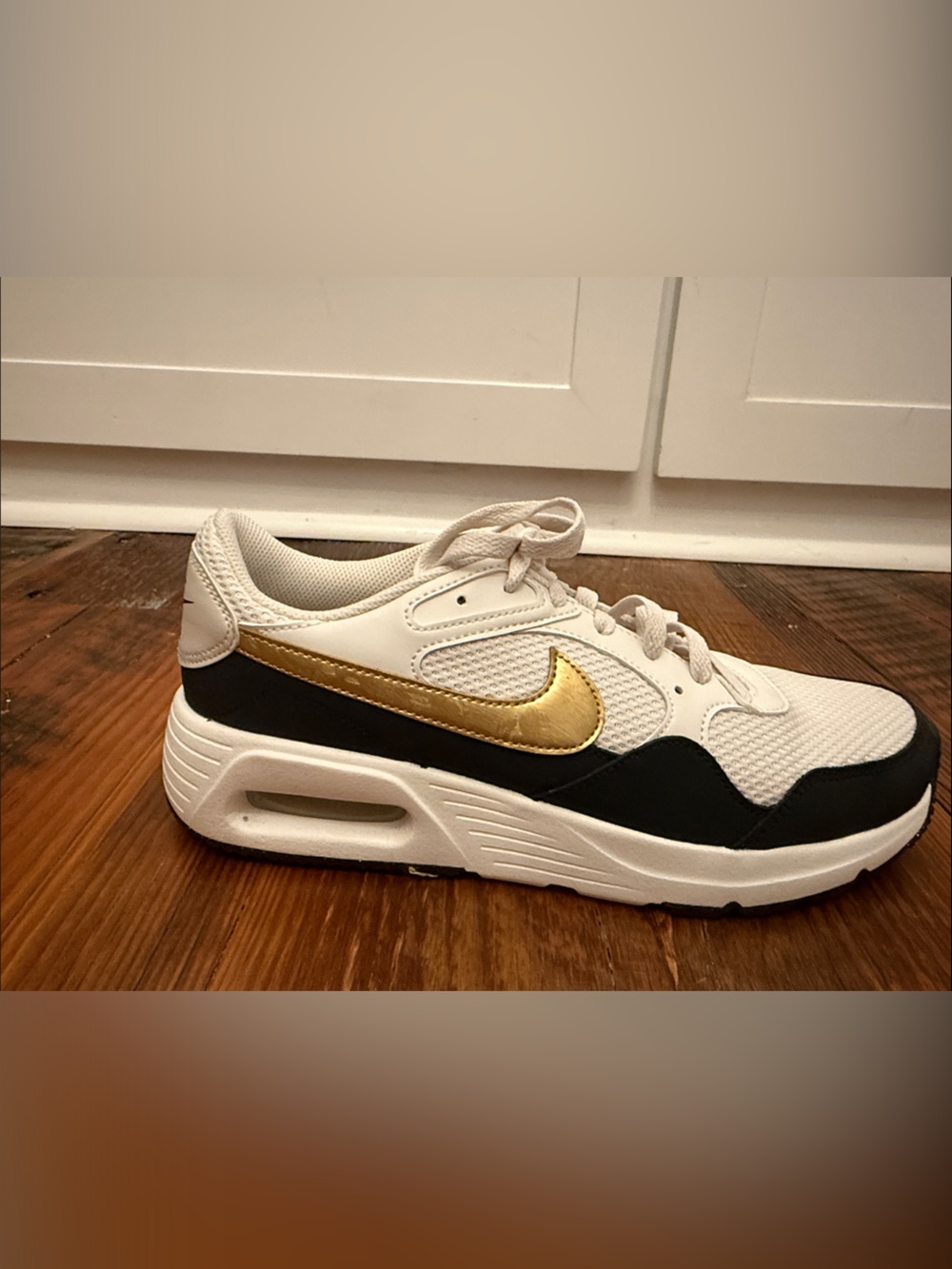 Nike White, Black and Gold Men's Sneakers - Picture 2 of 3
